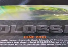 Unboxing Loot Crate Colossal DSCN2273 1