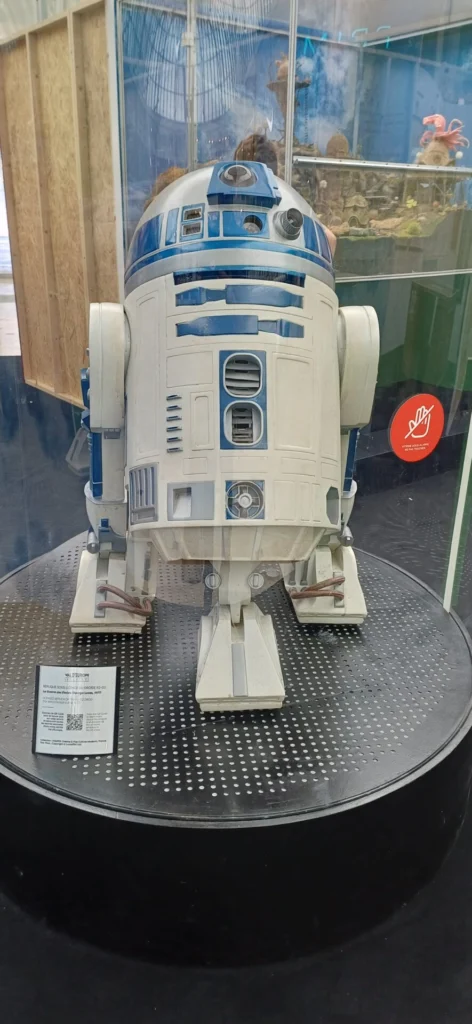 R2-D2
