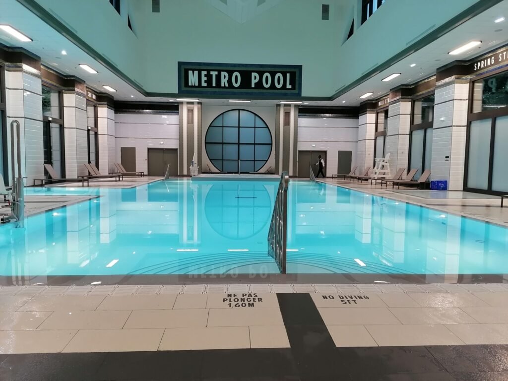 piscine  intérieur
